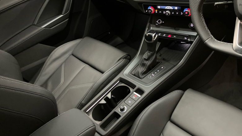 Audi Q3 40 TFSI Quattro Black Ed 5dr S Tronic [Tech Pack] Petrol Estate